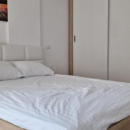 Joy'S Apartment 2 Constanta Ngoại thất bức ảnh